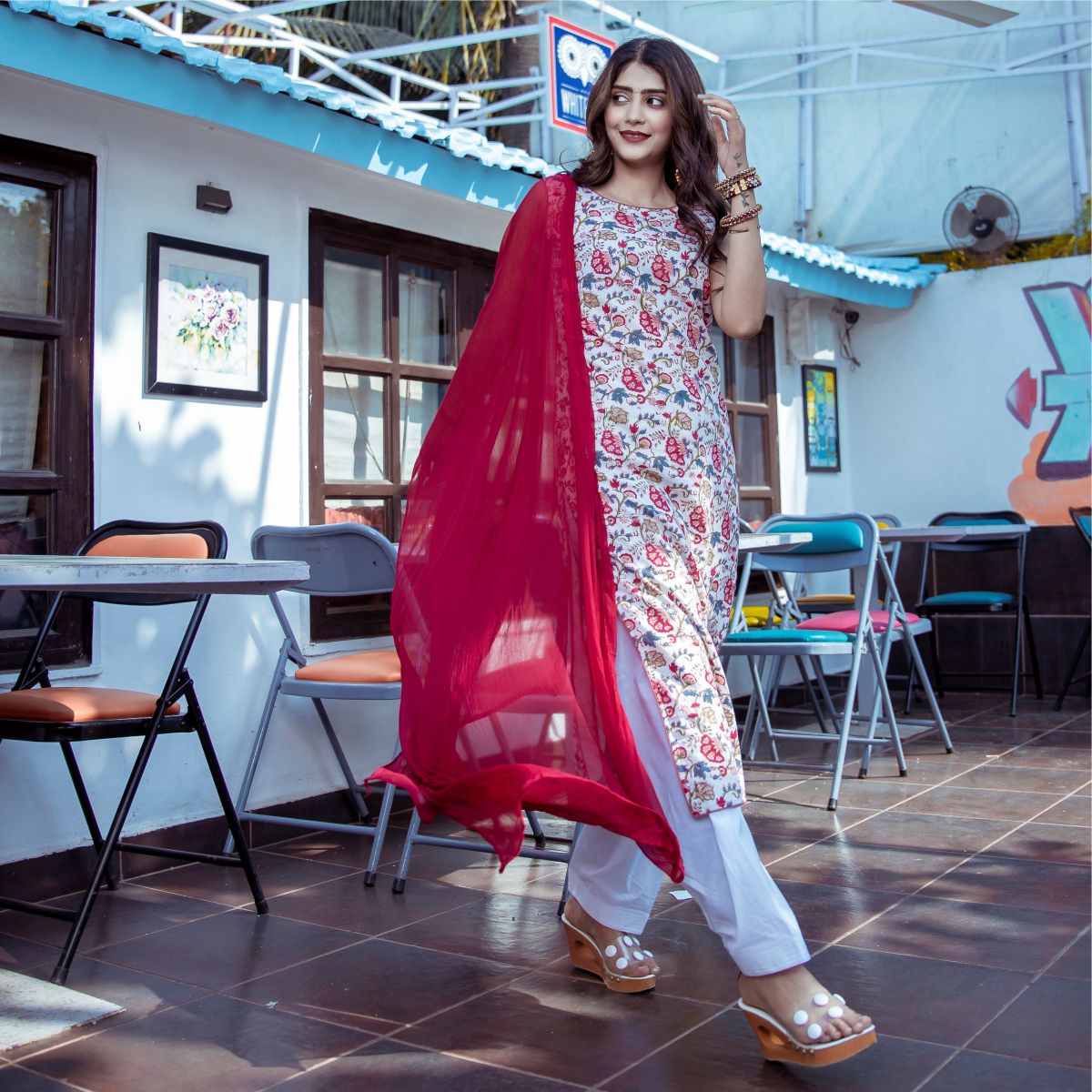 Ladies kurta store suit