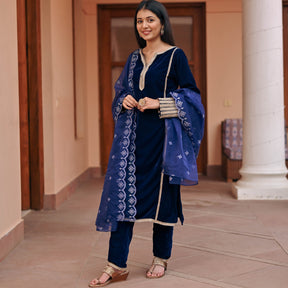 Blue Handwork Velvet Kurta Set