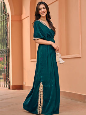 Rama Velvet Kaftan Set