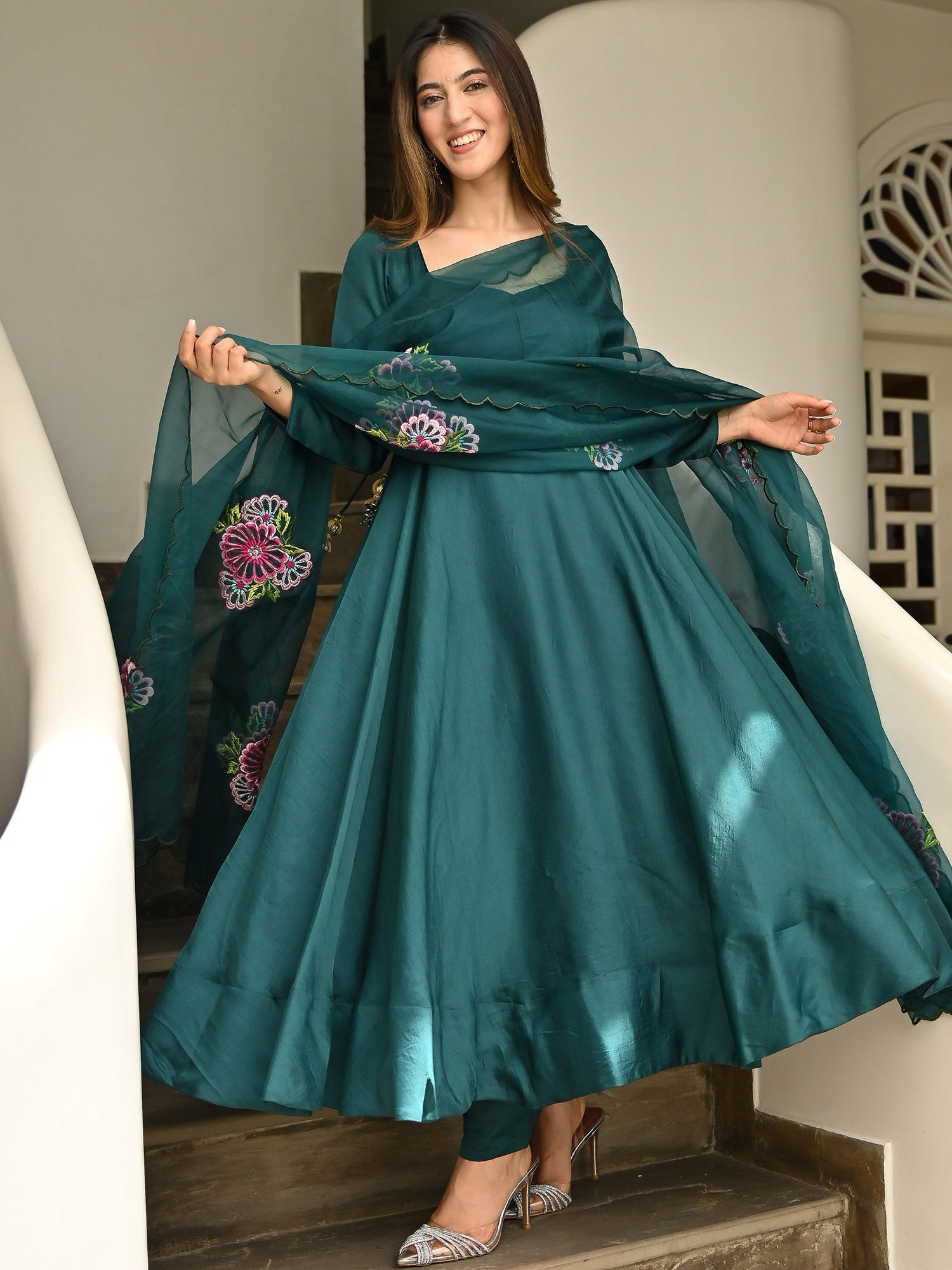 Green Anarkali Embroidered Dupatta