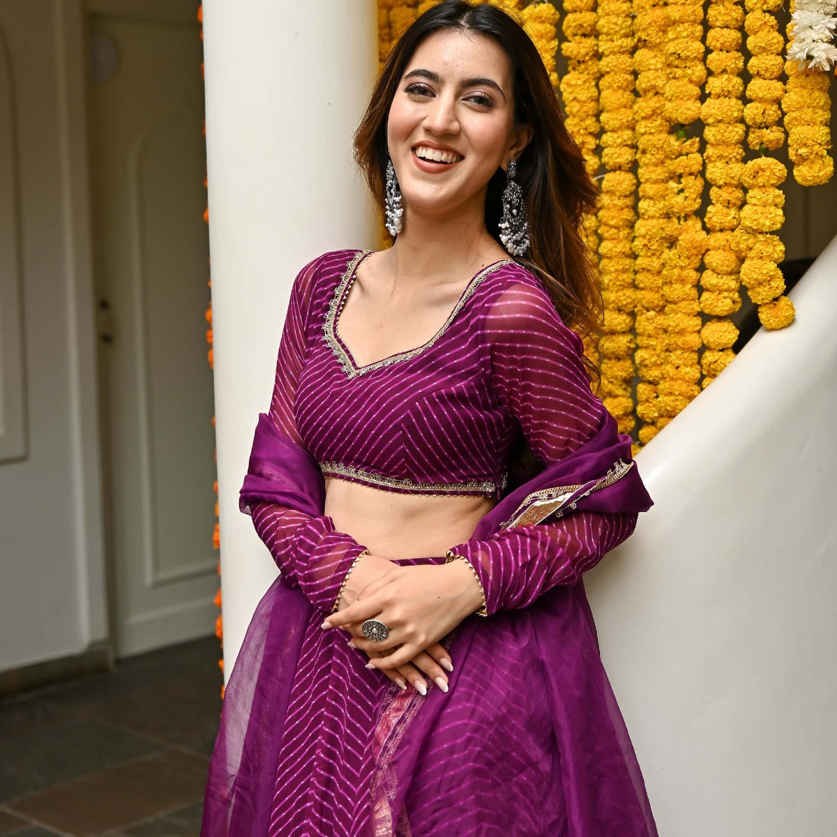 blouse full sleeves design: check latest new full sleeves blouse designs  for saree, lehenga; latest puff woolen pink black contrast blouse photos |  Times Now Navbharat