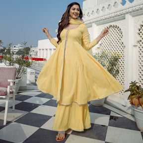 Yellow Lurex Slit kurta pant Suit Set